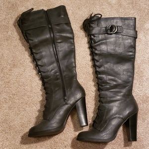 NWOT Black lace up boots - Size 7